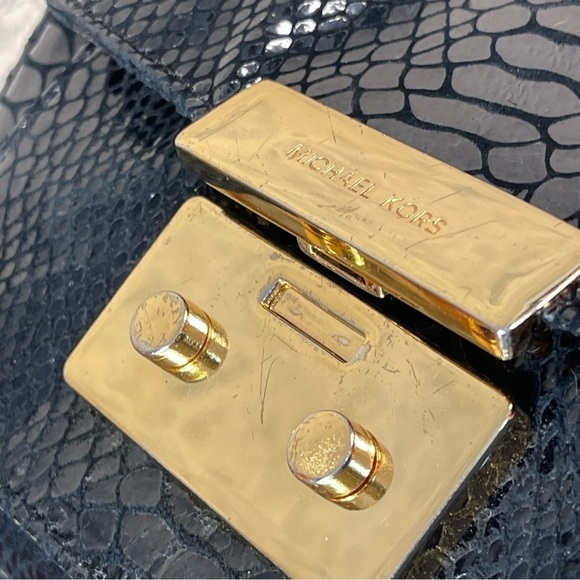 Michael Kors SLOAN LEATHER HANDBAG - Picture 10 of 14